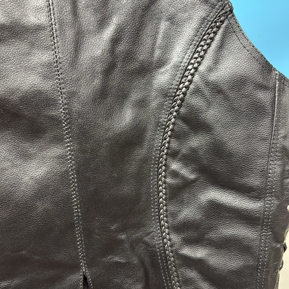 Alpha Cycle Gear Women Leather Vest, Size XL, NWOT, MAKE AN OFFER!!! - Picture 7 of 8